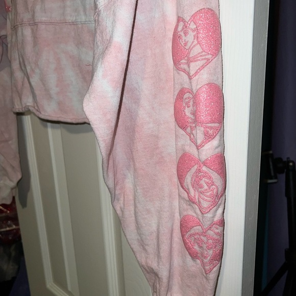 Disney Cropped Spirit Jersey size XS/S - Picture 3 of 3